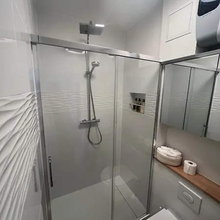 Apartmán Mynestparis 2-br In Center , Air Conditioner , Elevator Paříž